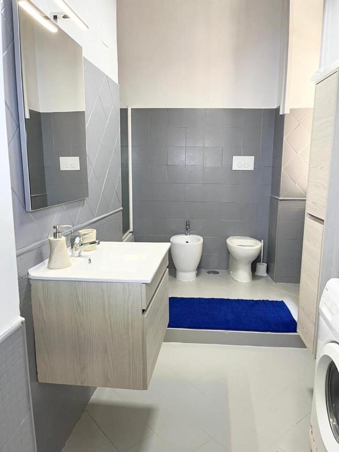 Oikos Guest House เนเปิลส์ ภายนอก รูปภาพ