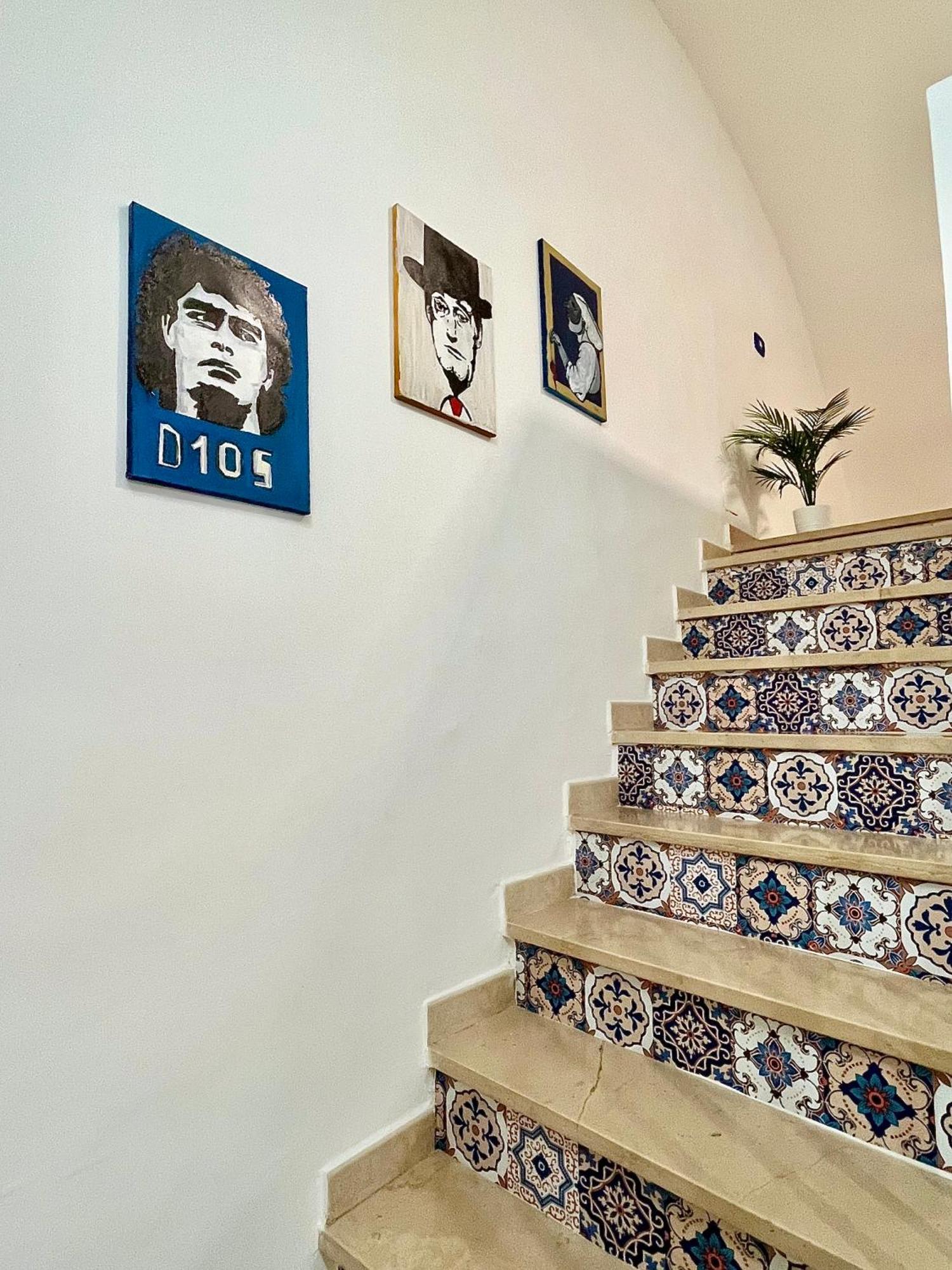 Oikos Guest House เนเปิลส์ ภายนอก รูปภาพ