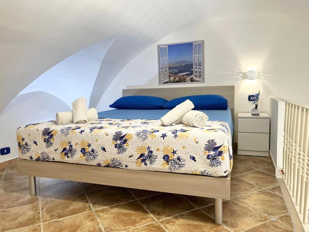Oikos Guest House เนเปิลส์ ภายนอก รูปภาพ